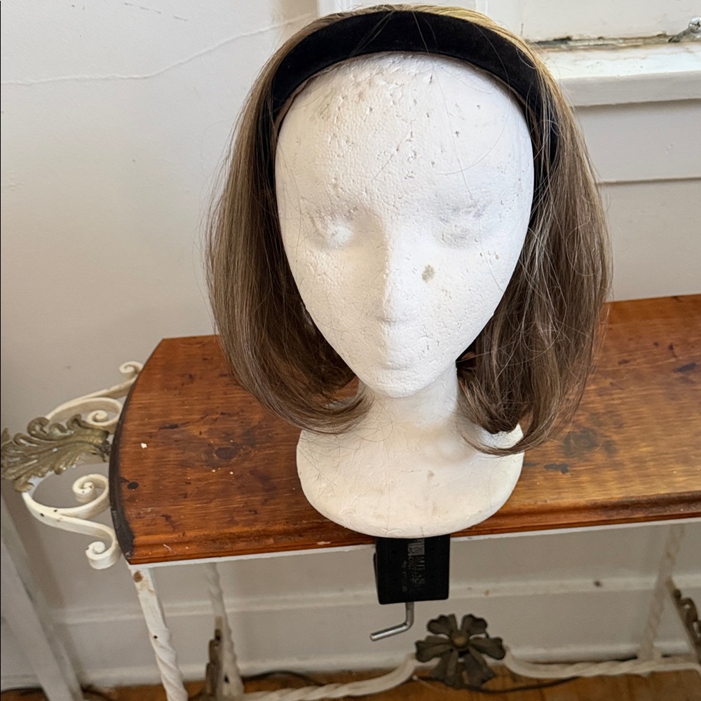 93 Elegant Brown Hair Wig with Black Headband